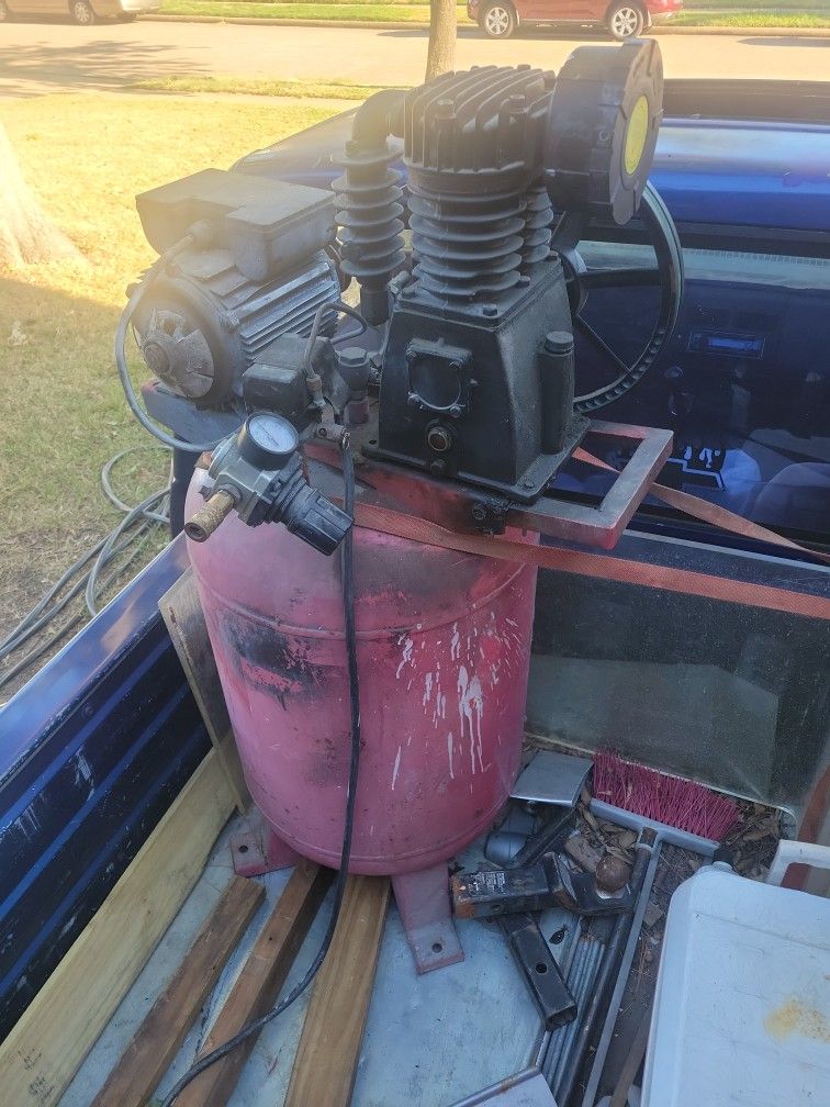 45 gallon 3hp 220v Shop Garage Air Compressor