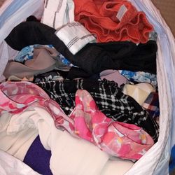 XL - 2X  Full Bag Of Women's Clothing 