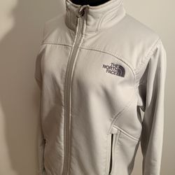 The north face jacket. Women Size M