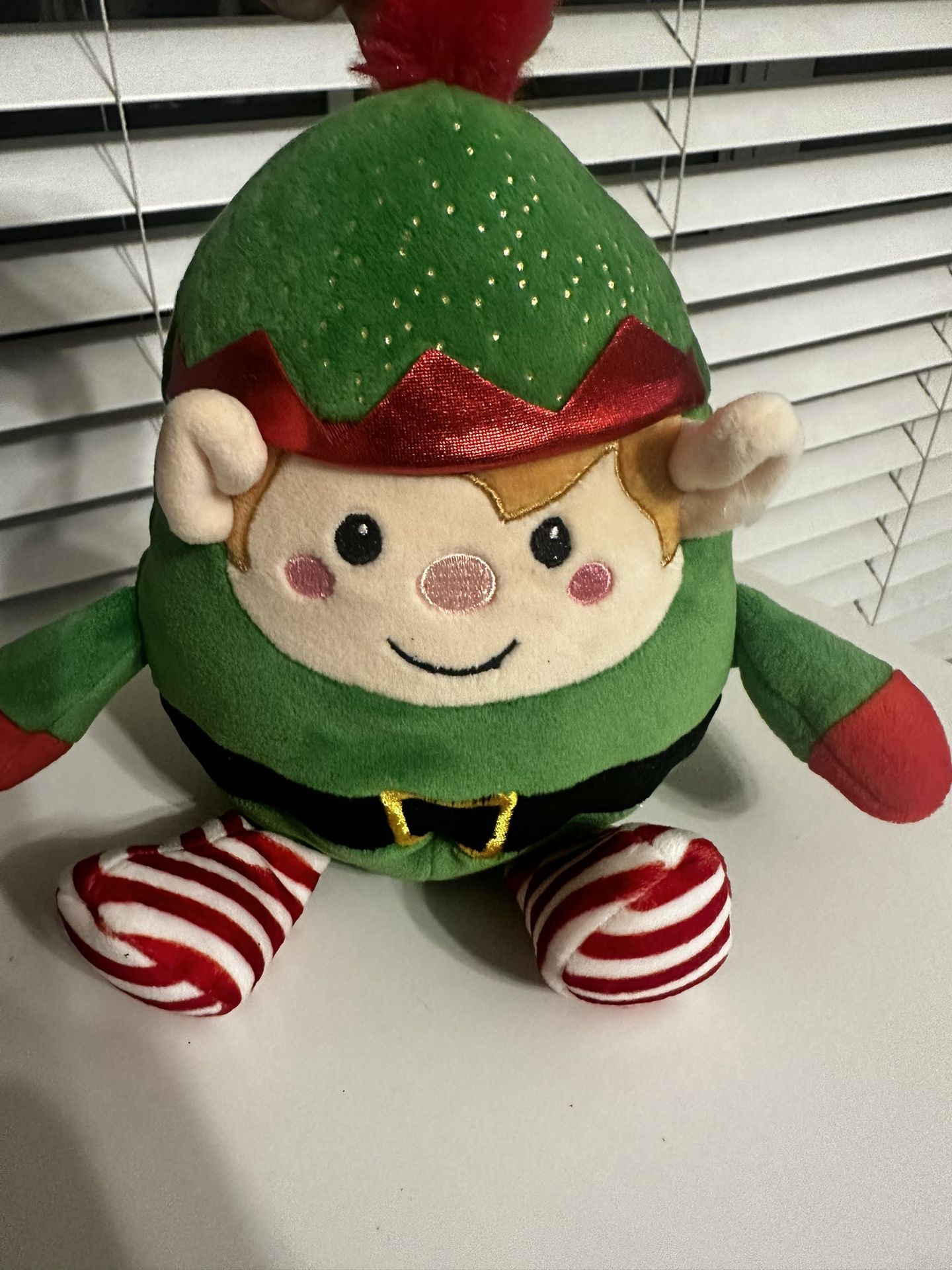 3 XMas Items - 1 Puzzle / 1-cookie Cutter /1-elf Plush