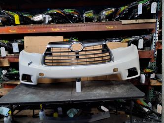 2014-2015-2016 TOYOTA HIGHLANDER FRONT BUMPER OEM USED #8145