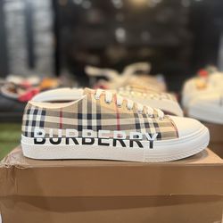 Burberry shoes