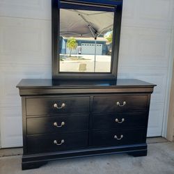 Dresser And Mirror