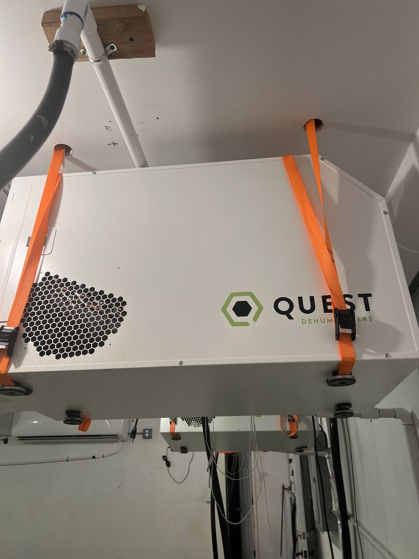 Quest Dual 165 Dehumidifier