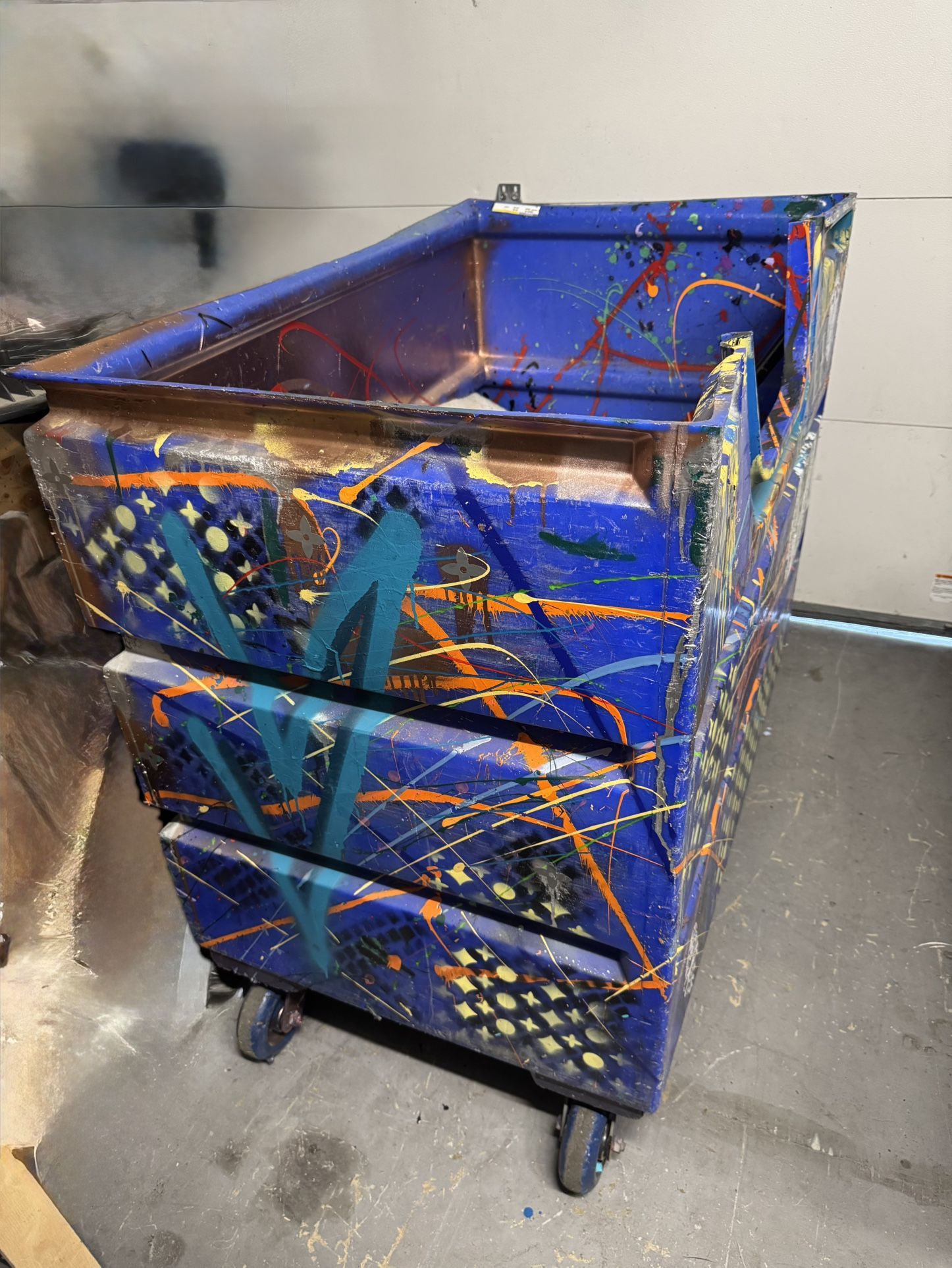 Small Dumpster on Wheels