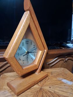 80's Geometric Oak Wood Mantel Clock