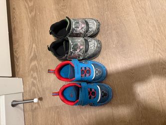 Two pair of shoes us 9