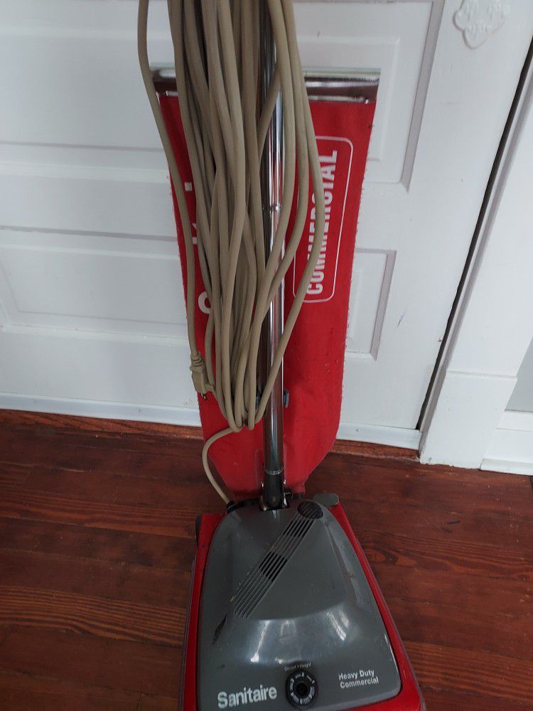 Commercial Heavy Duty Industry Sanitaire #Sc688B Vacuum Cleaner 