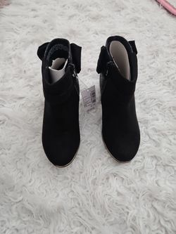 New girl boots