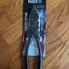 Klein limited edition 166th anniversary electrical lineman pliers with wire cutter