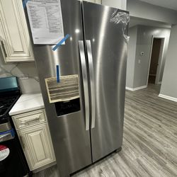 Whirlpool Refrigerator