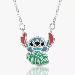 Disney Gifts Available For Mom, Mother's Day,  Día De Las Madres. Starting at only $10.

Se habla español.