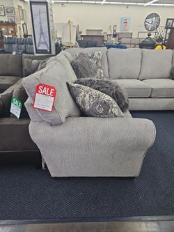 Reversible Sectional
