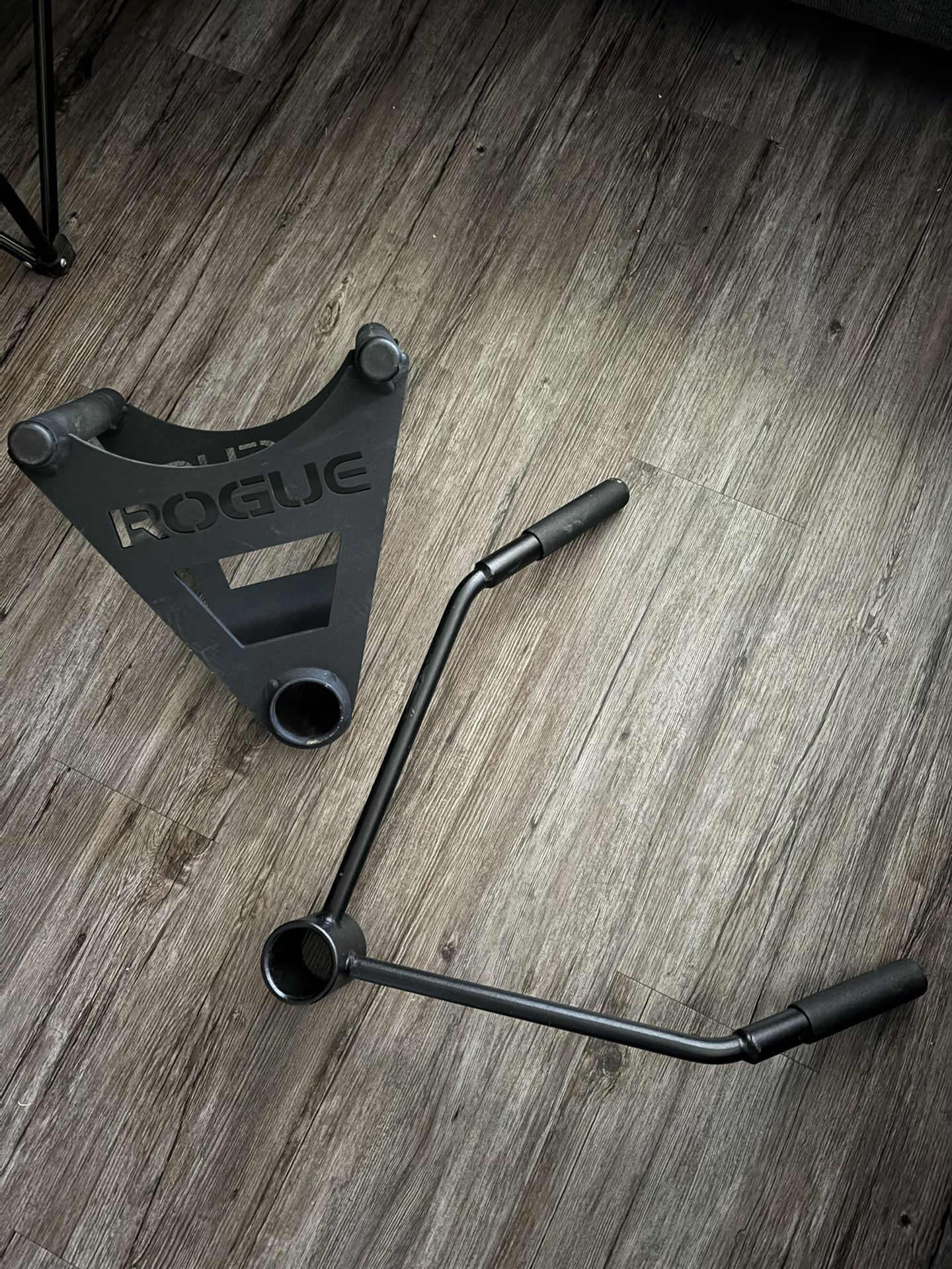 Rogue Landmine Handle Standard Grip The Other I’m Not Sure On Brand TAKE BOTH FOR $80