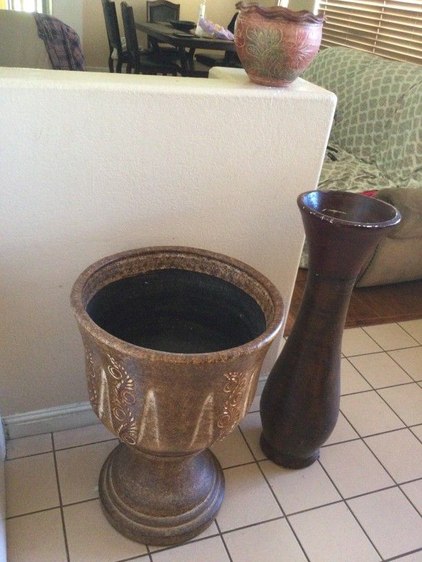 Clay Flower/Plant Pots Bundle