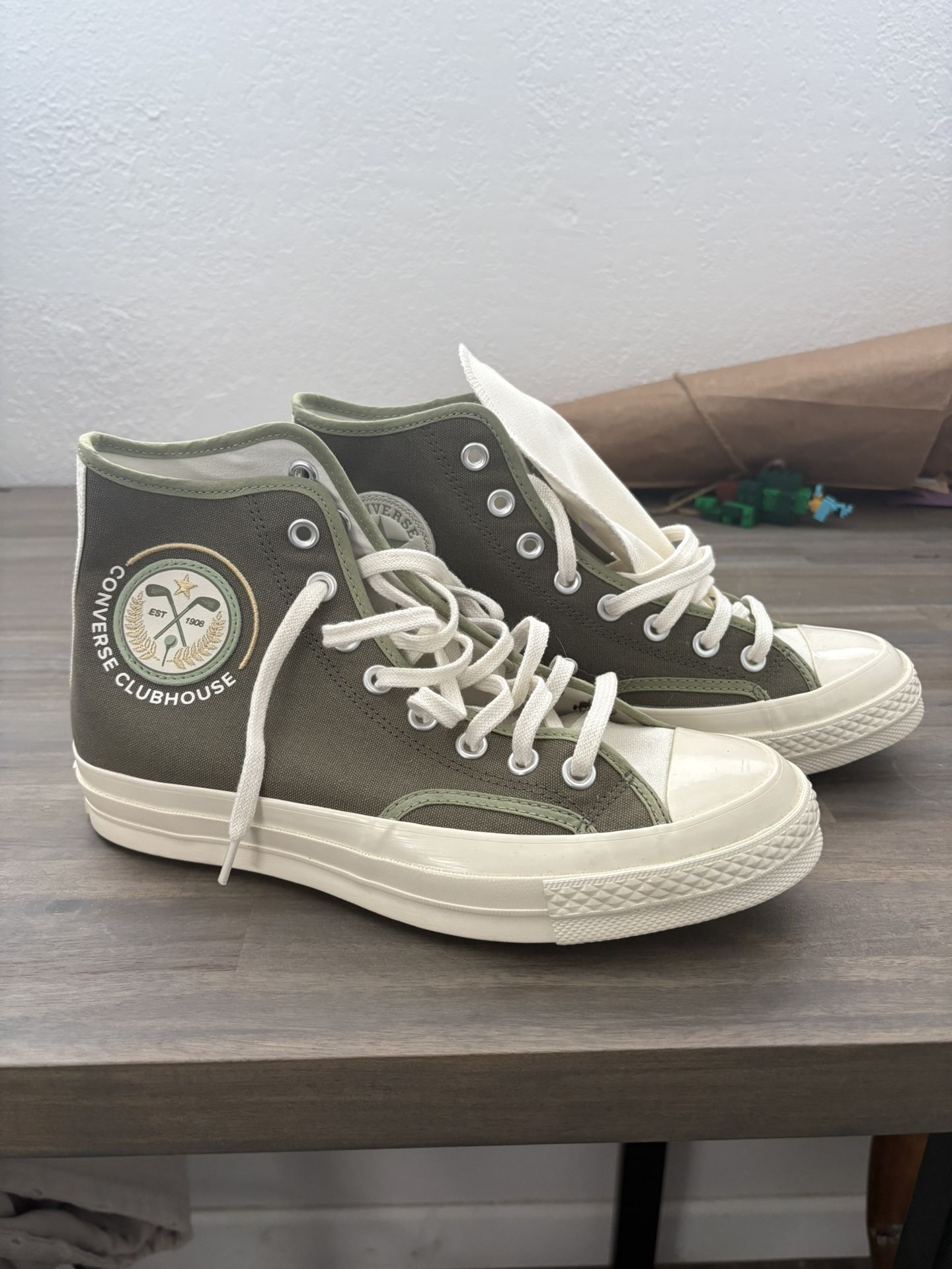 Olive Converse Chuck 70 Size 7M