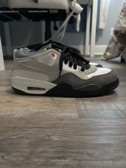 DC Shoes Mid-Top Skate Sneaker