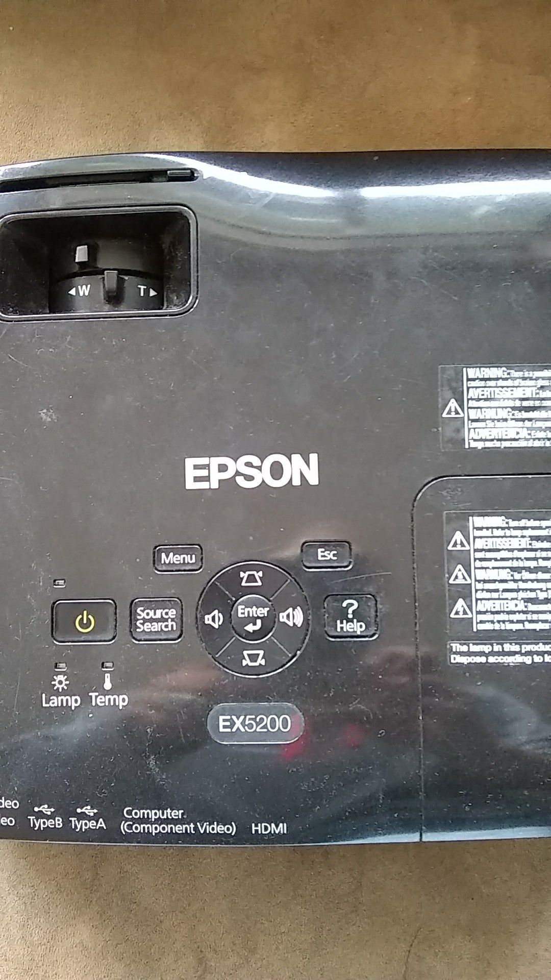Epson high definition projector ex5200 in very nice condition