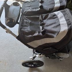 Double running stroller - baby trend