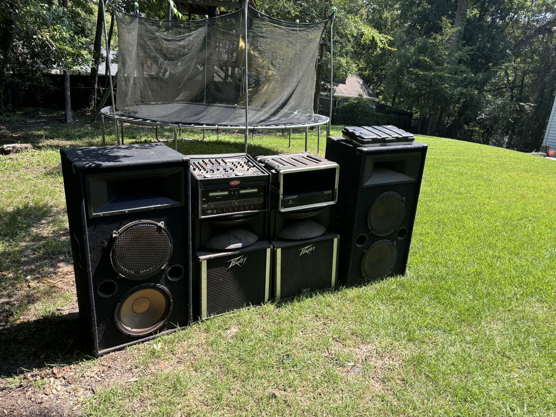 Dj Equipment Peavy Brand, 2500 Amplifier And Case,mixer Board