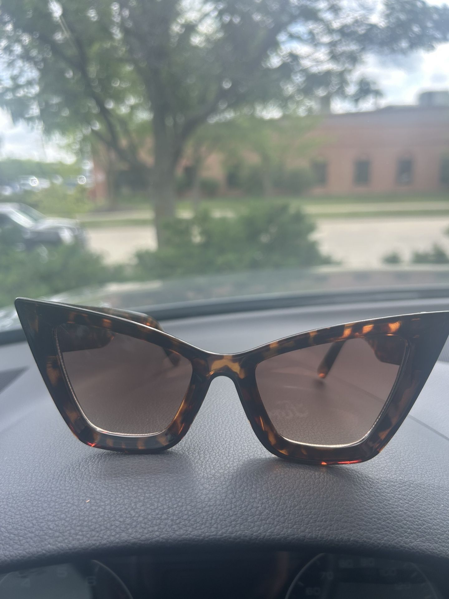 Women’s Sunglasses