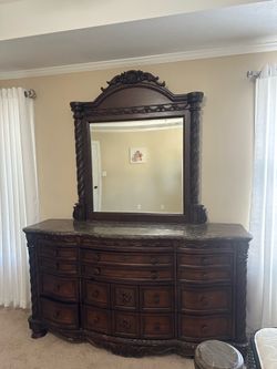 dresser with mirror(solid wood)