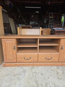 Media TV Stand