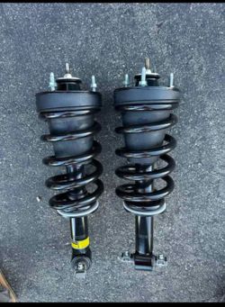 🚨🔥 PAIR OF COMPLETE FRONT STRUT ASSEMBLIES – $250 🔥🚨