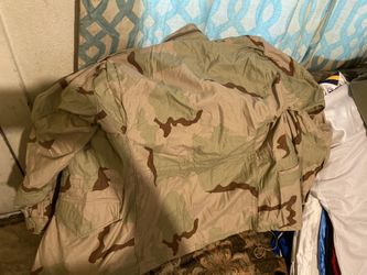 US Army Cold Weather Coat Medium Regular
