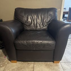 Single Sofa 
