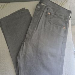 Grey Levi 501