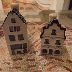 KLM Houses Dutch Delft Blue Miniatures With Cork & Seal Intact. Made In Holland.