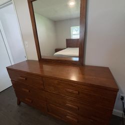 6 Piece Bedroom Set 