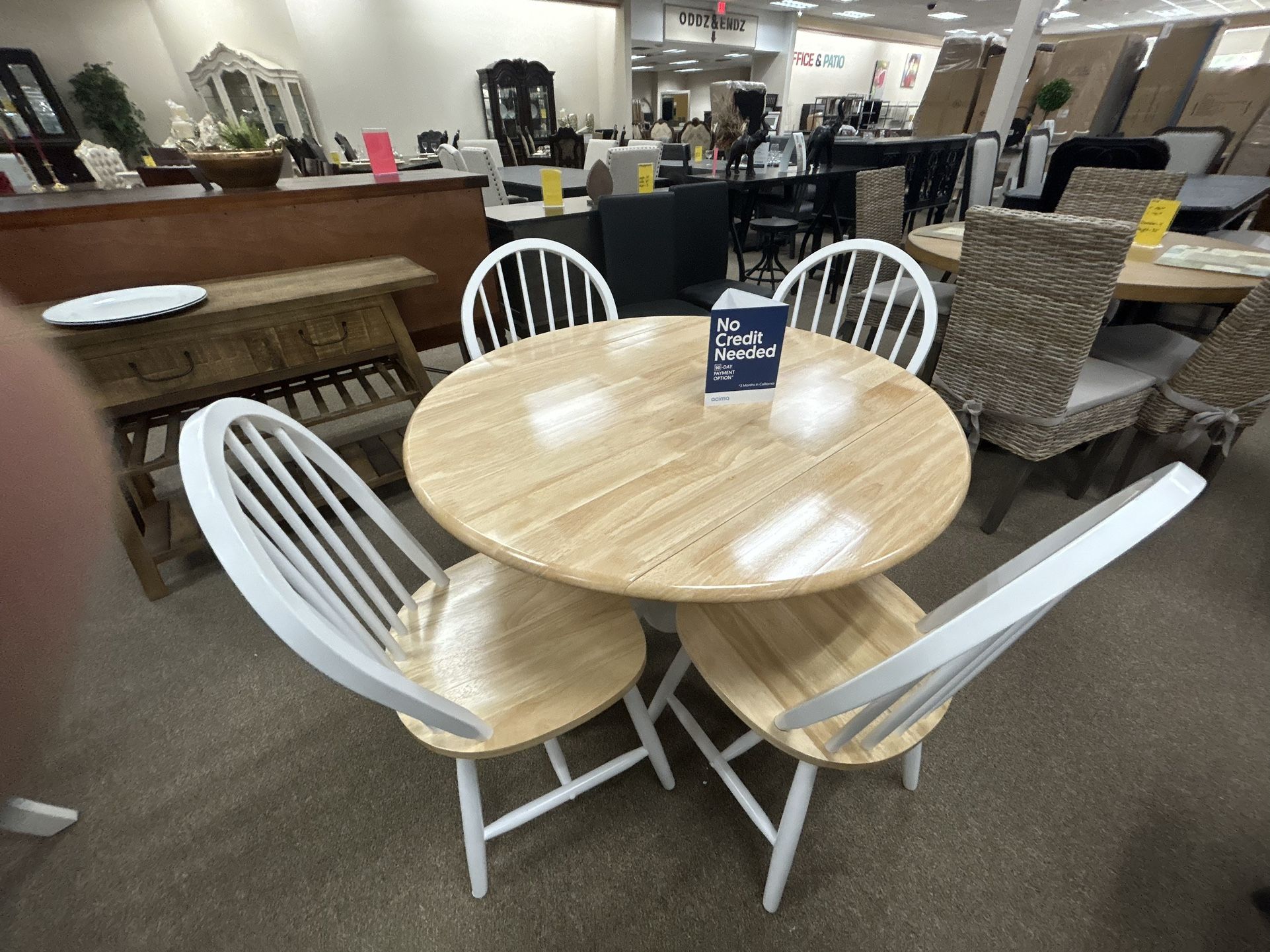 Breakfast/Kitchen Table (white)