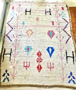 Moroccan 100% Handmade Rug/ retail Value ~$500