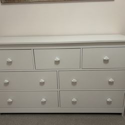 White 7 Drawer Dresser - Brand New! 