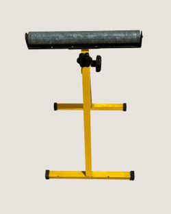 Adjustable roller support stand