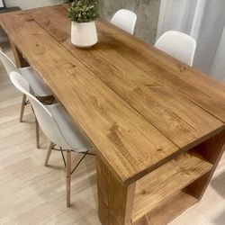 Dining Table & Chairs.