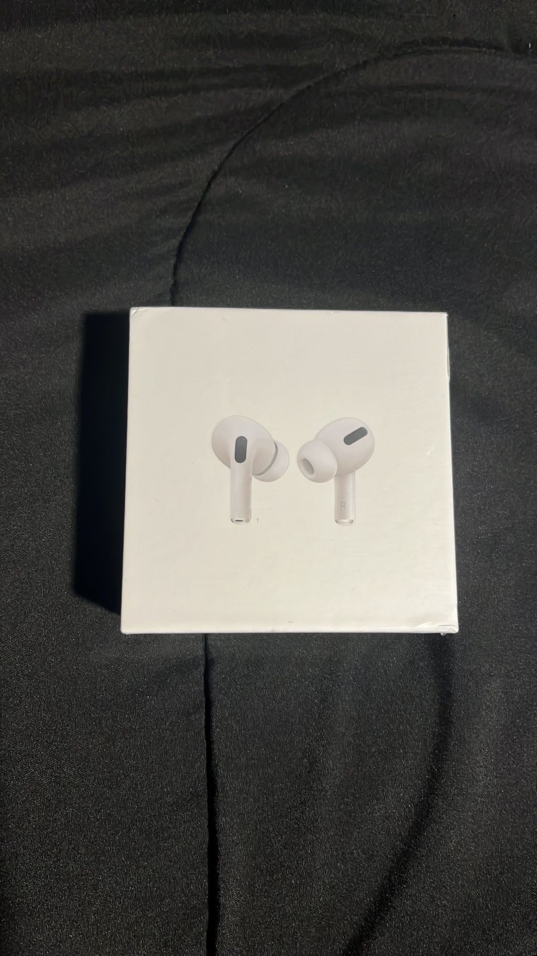 (2nd Gen) Apple AirPods Pro With Charging Case