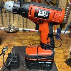Black & Decker Drill Needs Battery Has Charger