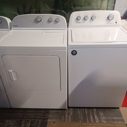 WHIRLPOOL WASHER AND DRYER SET 