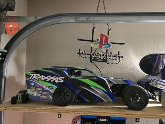 Traxxas Mudboss Green BL-2S Brushless — Brand New Never Ran — RTR