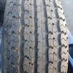 ST225/75R15 TRAILER Max Tire (1)