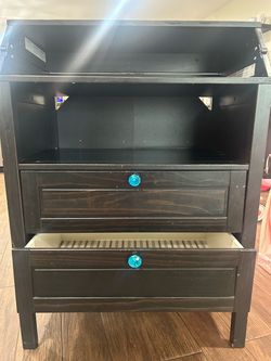 IKEA dresser/Baby diaper changing station