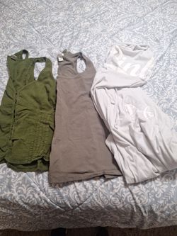 5 dollars for old navy top size xxl 2x tank  large pink  brand lightweight  hoodie