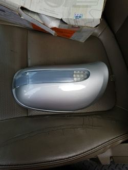 Mercedes-Benz mirrors assembly