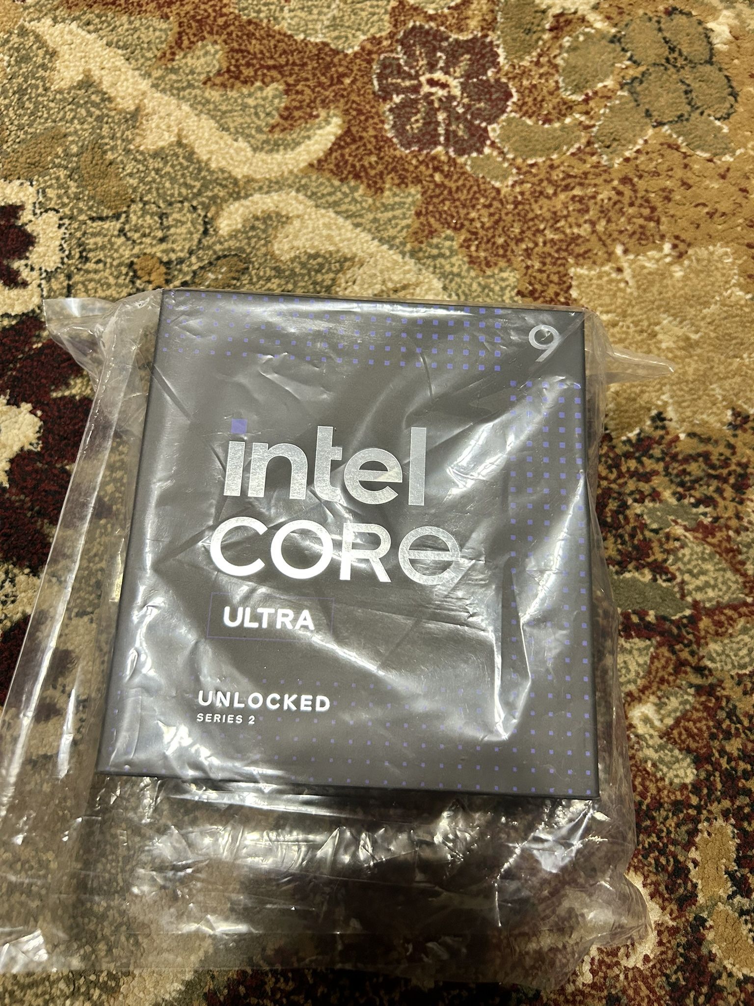 Intel Core Ultra 9 Processor 285K (30M Cache, up to 5.70 GHz)