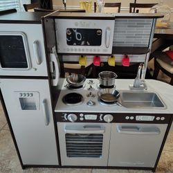 Kid Kraft Kitchen