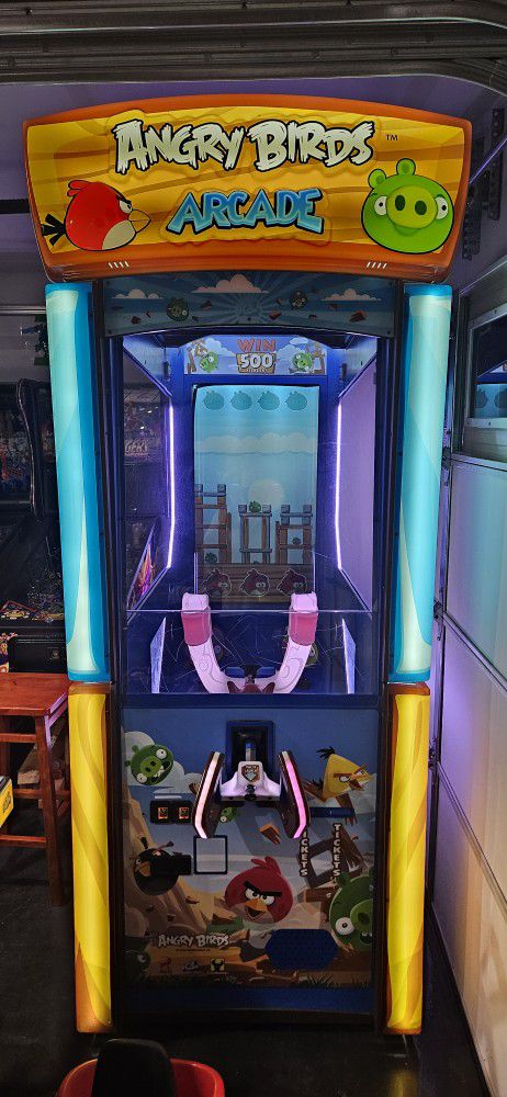 Angry Birds Arcade Game