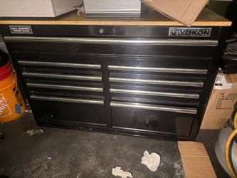 YUKON Cabinet